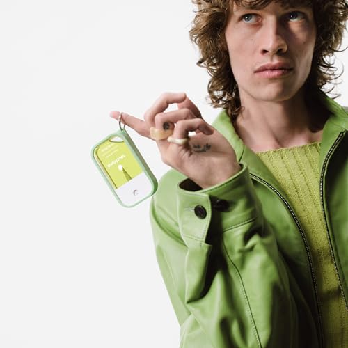 accesorio práctico con llavero para spray