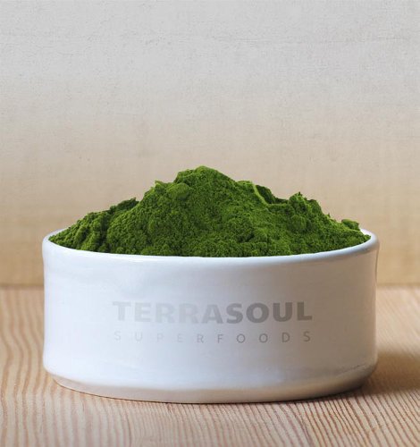 Bebidas detox con jugo de pasto