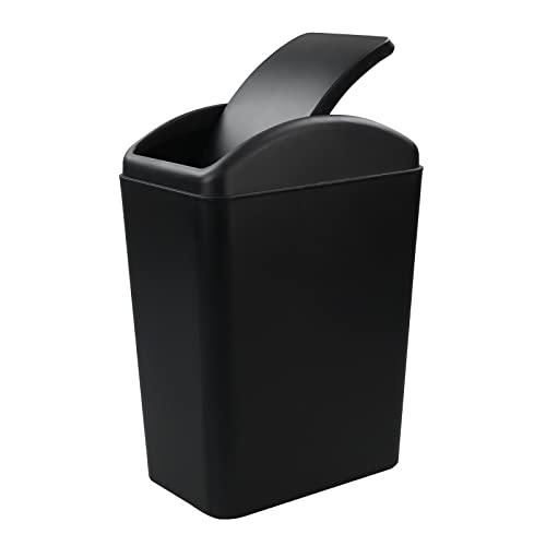 bote de basura plástico negro