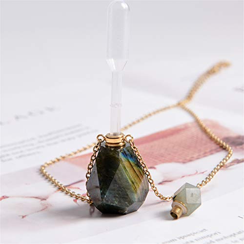 collar locket con diseño exclusivo