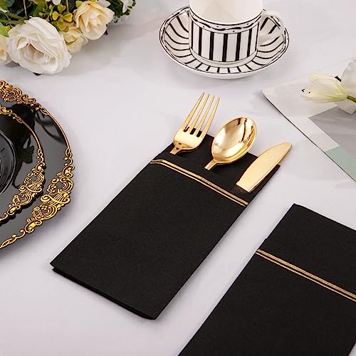 decoración de mesa con servilletas doradas