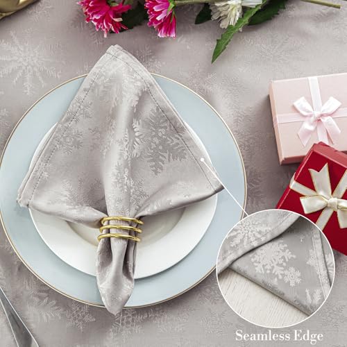 decoración navideña con servilletas elegantes
