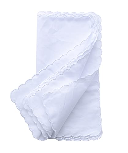 pañuelos blancos con bordes ondulados