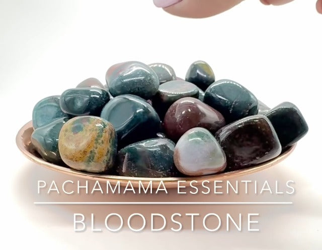 Piedra pulida de bloodstone para energía positiva
