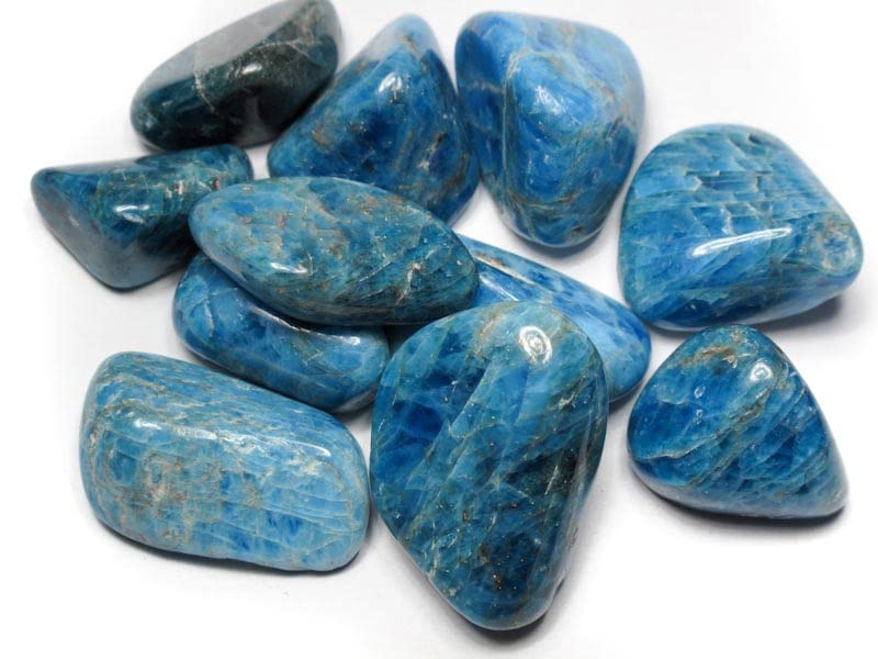 Piedra tumbled de apatito azul natural