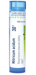Boiron Nitricum Acidum 30C Medicina Homeopática para Fisuras o Verrugas Amarillas, Sangrado Fácil - 80 Gránulos - imagen 1