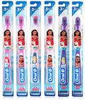 Cepillo de Dientes Oral-B Nueva Princesa para Niñas, Extra Suave, 3 Años+, Pack de 6 (Personajes Variados) - imagen 1
