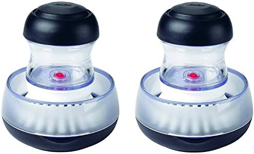 Set de Almacenamiento OXO Good Grips de 2 Piezas con Cepillo de Palma y Dispensador de Jabón, Cerda de Nylon, Color Negro, Soporte - imagen 1