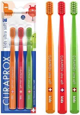 Cepillo de Dientes Curaprox para Niños, Paquete de Tres, Internacional (Surtido) - imagen 2