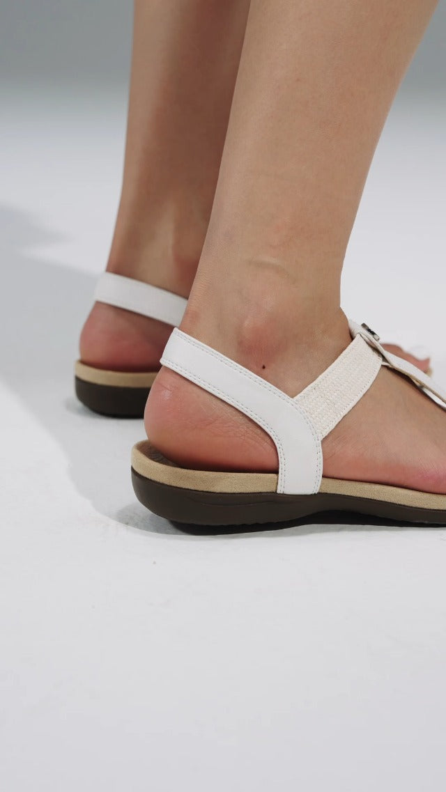 sandalias con diseño elegante y funcional