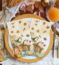 servilletas de otoño con calabazas y hojas