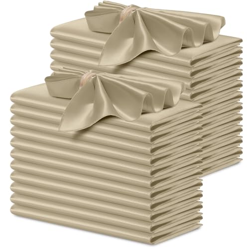 servilletas de satén beige elegantes
