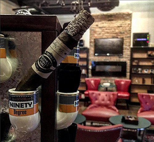 soporte funcional para cigarros y encendedores