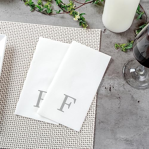 toallas de invitado con diseño moderno
