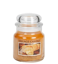 vela aromática Village Candle pan tostado
