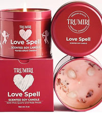velas aromáticas con pétalos de rosa