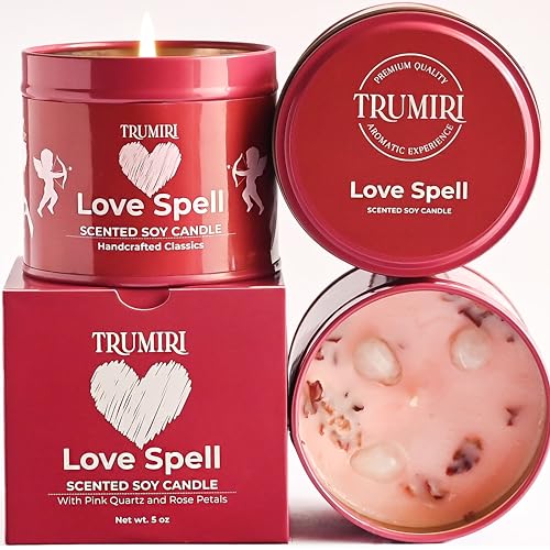velas aromáticas con pétalos de rosa